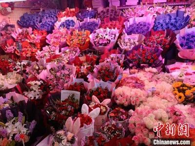 禮品花卉市場升溫，鮮花批發市場迎銷售高峰
